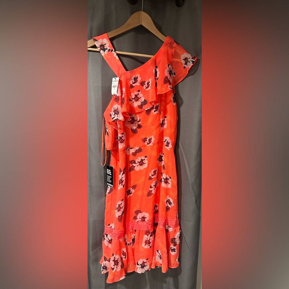 NEW! Women’s Express Floral Dress - Size 10